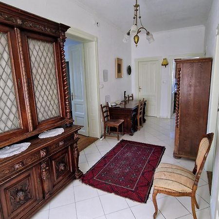 Romantic Villa - Papa Luaran gambar