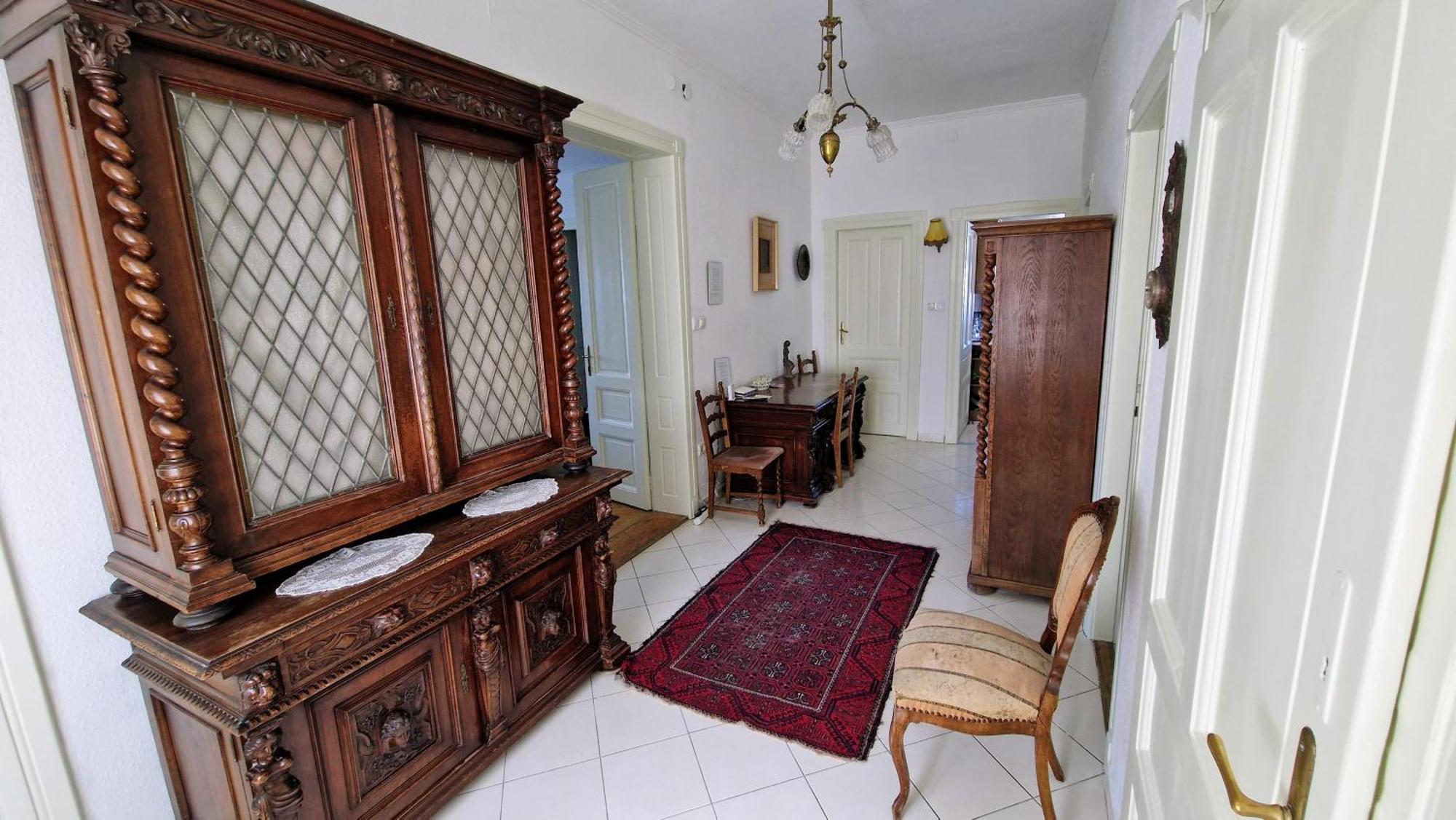 Romantic Villa - Papa Luaran gambar